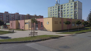 Jídelna Dobřany, 2014- zateplení fasády a ploché střechy
