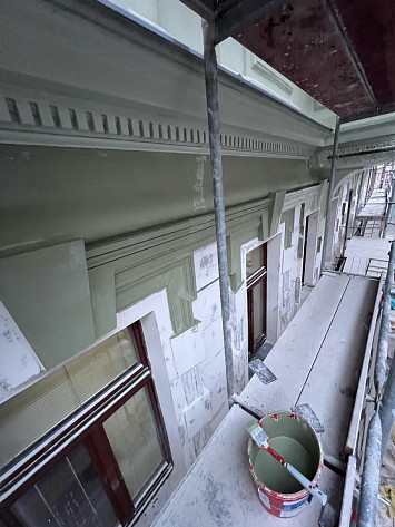 2025 Plachého 6, Plzeň- rekonstrukce historické fasády včetně výroby ozdobných prvků
