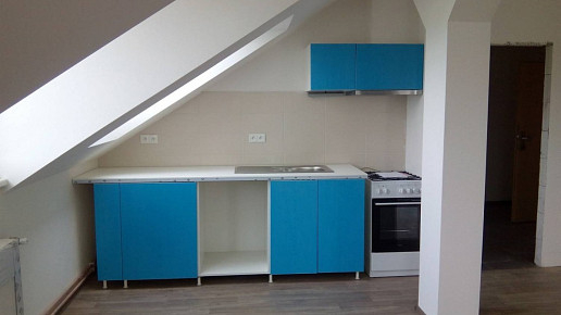 Živnostenská 21, Plzeň, 2015- půdní vestavba čtyř bytových jednotek na klíč